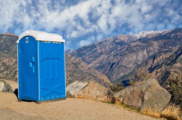 Portable Toilet Options We Offer in Kensington, CA